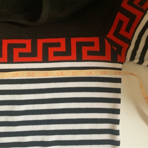 Striped Sweater Men's Size Medium - Picture 3 of 5